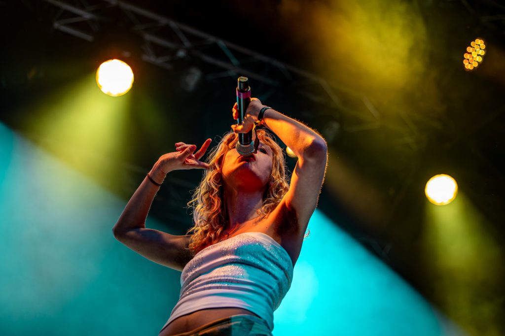 Lambrini Girls by ©Andreas Ljungman